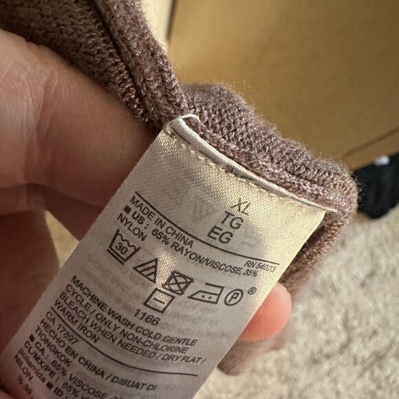 | Old Navy | Open Front Mauve Cardigan - Picture 7 of 7